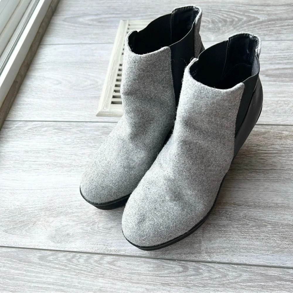Shellys  London Wedge Platform Boots
